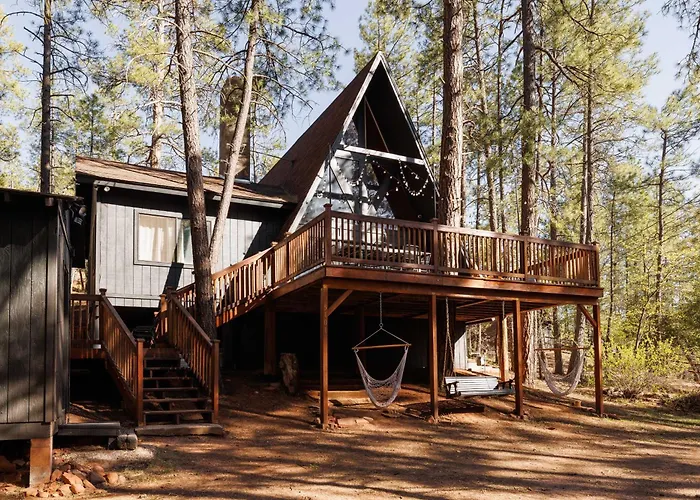 Pet-Friendly Pine Cabin With Hot Tub And Fire Pit! * Pine